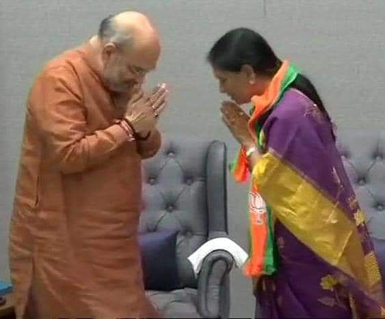 DK Aruna, a very prominent Congress leader from Telangana who lost the Assembly elections joined the BJP. DH photo