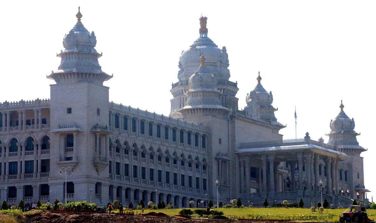 The Bengaluru City Police (BRP) has issued prohibitory orders under CrPC section 144 around Vidhana Soudha (DH Photo)