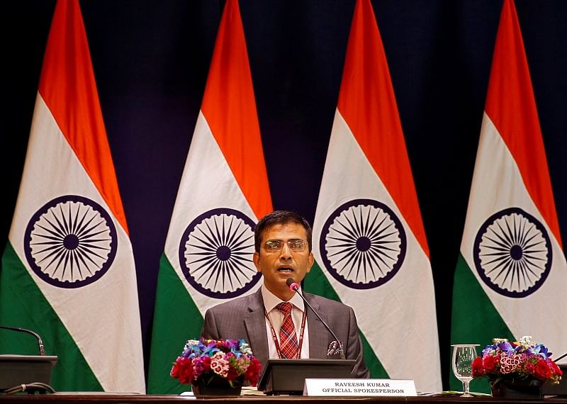  Raveesh Kumar, spokesman for the Indian Foreign Ministry, speaks during a media briefing in New Delhi, India. (Reuters Photo)