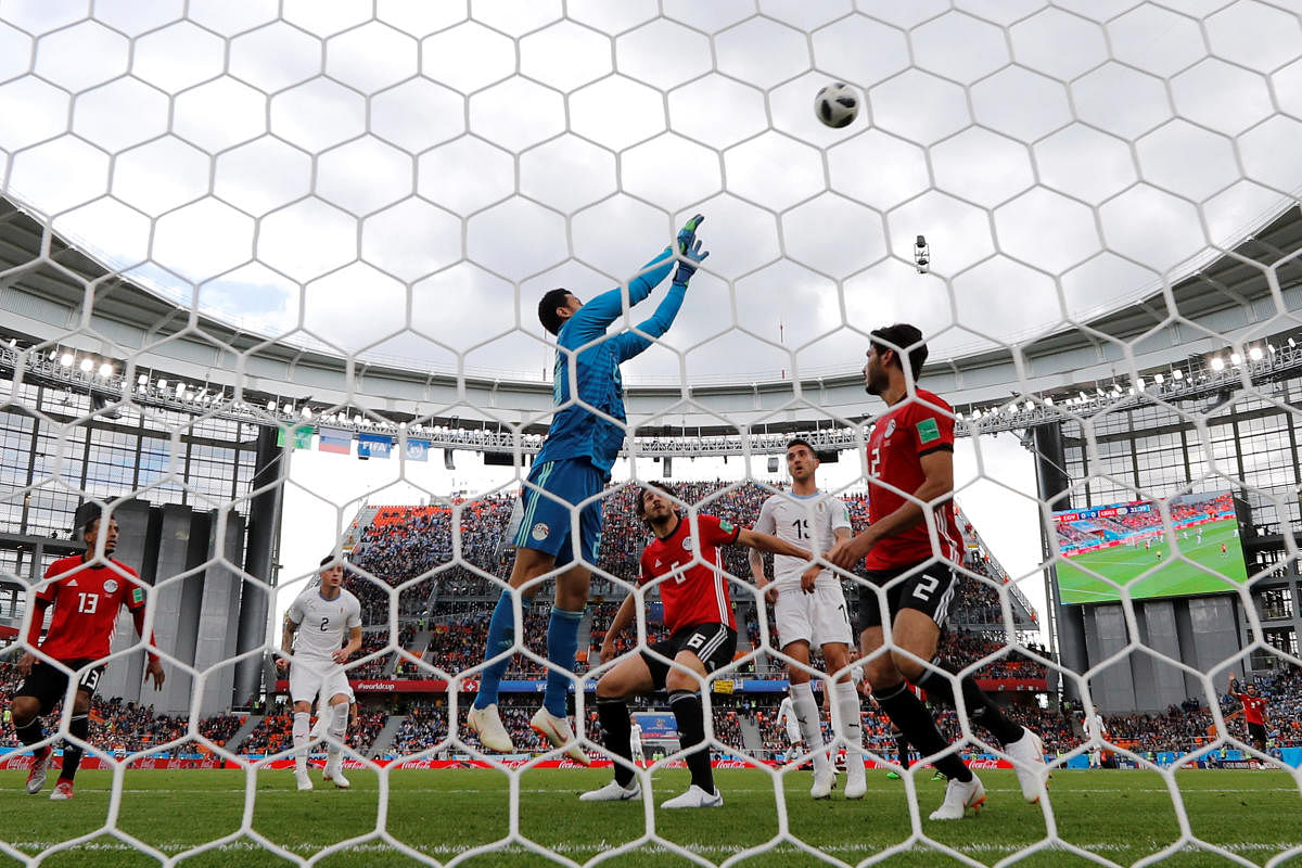 Egypt vs Uruguay - Ekaterinburg Arena, Yekaterinburg, Russia - June 15, 2018 Egypt's Mohamed El-Shenawy makes a save. REUTERS