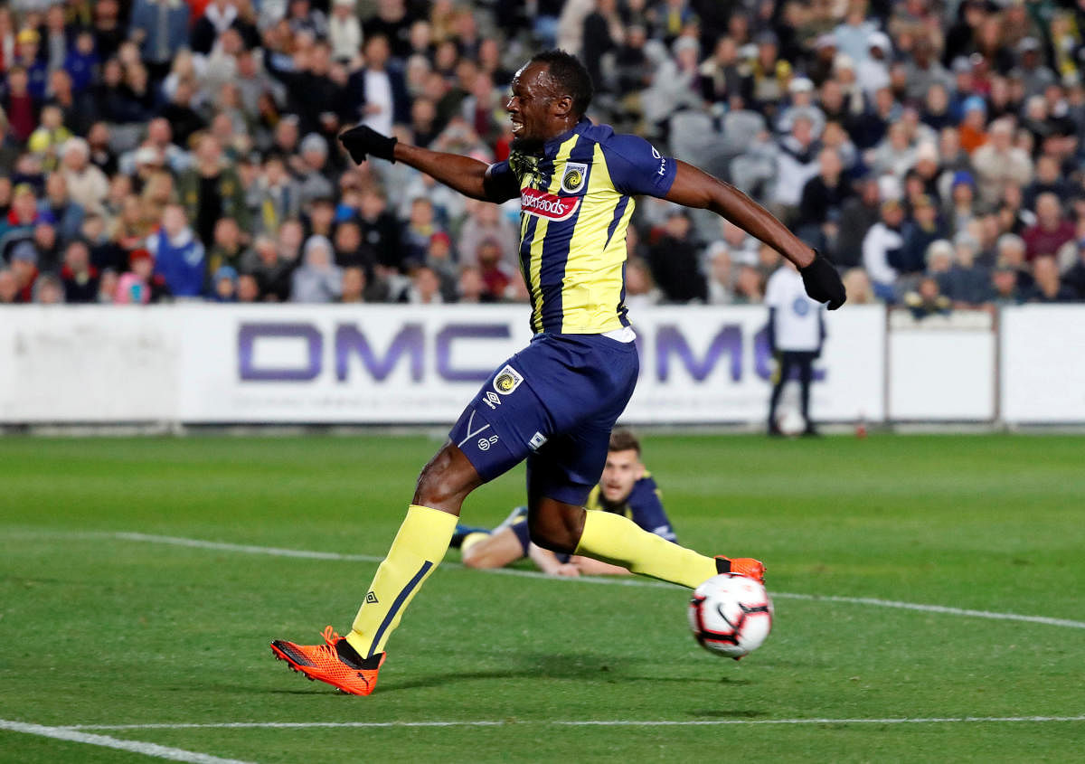The eight-time Olympic champion's "indefinite" try-out period with the A-League's Central Coast Mariners collapsed on Friday after contract talks failed. (Reuters File Photo)