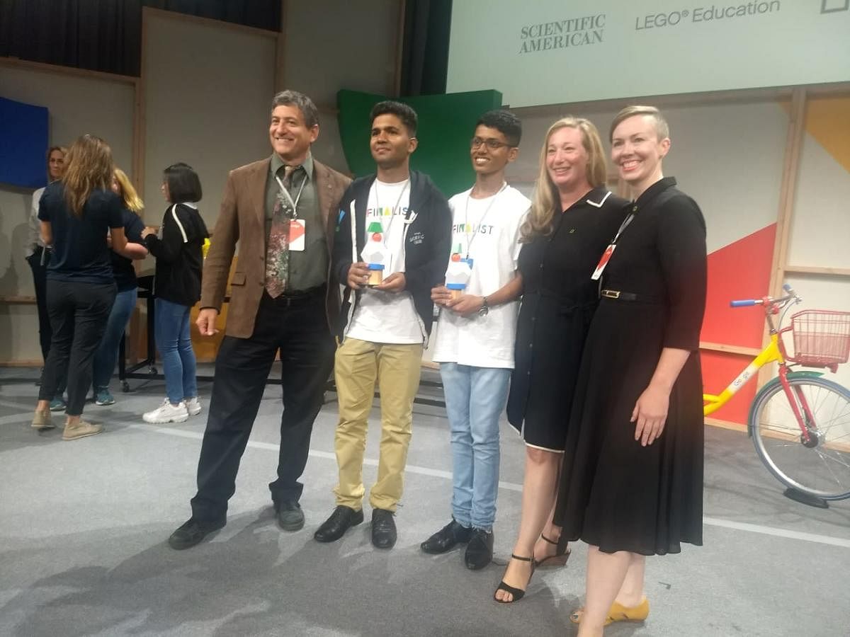 Aman K A and A U Nachiketh Kumar team of Indraprastha PU College in Uppinangady won the National Geographic Explorer award. They received the award at the Science Fair - 2019 organised at Google's headquarters in California, USA, recently.