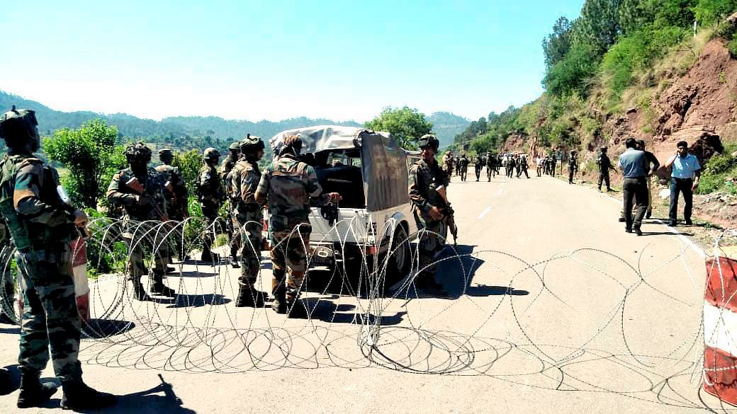 Pakistan violated ceasefire on Tuesday by mortar shelling and small arms firing on forward posts and villages along the Line of Control (LoC) in Rajouri district of Jammu and Kashmir, officials said. (PTI File Photo)