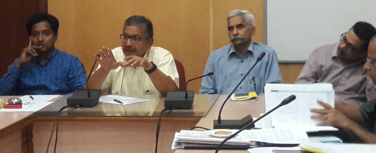 Forest, Environment and Ecology Department Additional Chief Secretary Sandeep Dave speaks at a meeting in Chikkamagaluru.