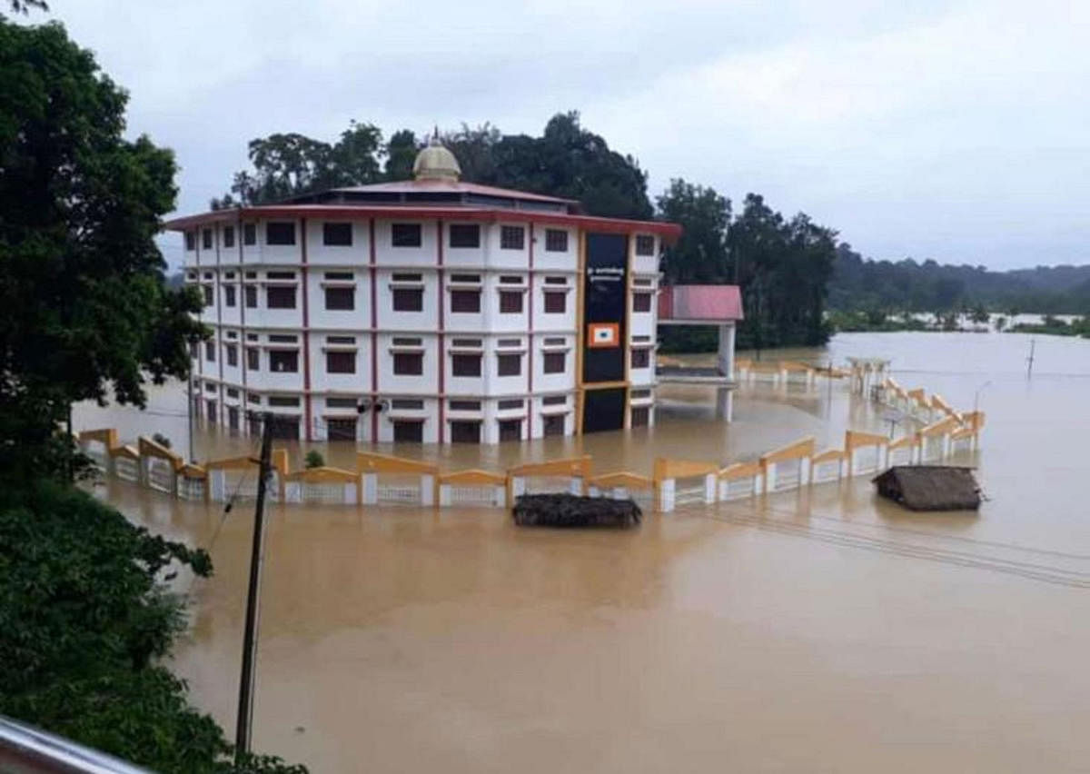 Flooding in Virajpet