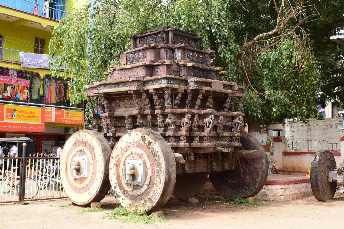 The 180-year-old chariot of Chamarajeshwara Swamy Temple which was damaged in 2017. Photos by author