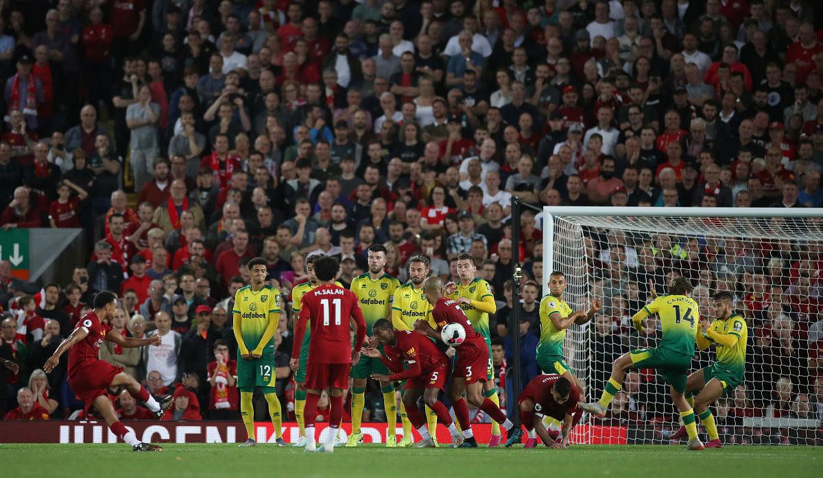 Liverpool's Trent Alexander-Arnold takes a free-kick. (Reuters/Carl Recine)