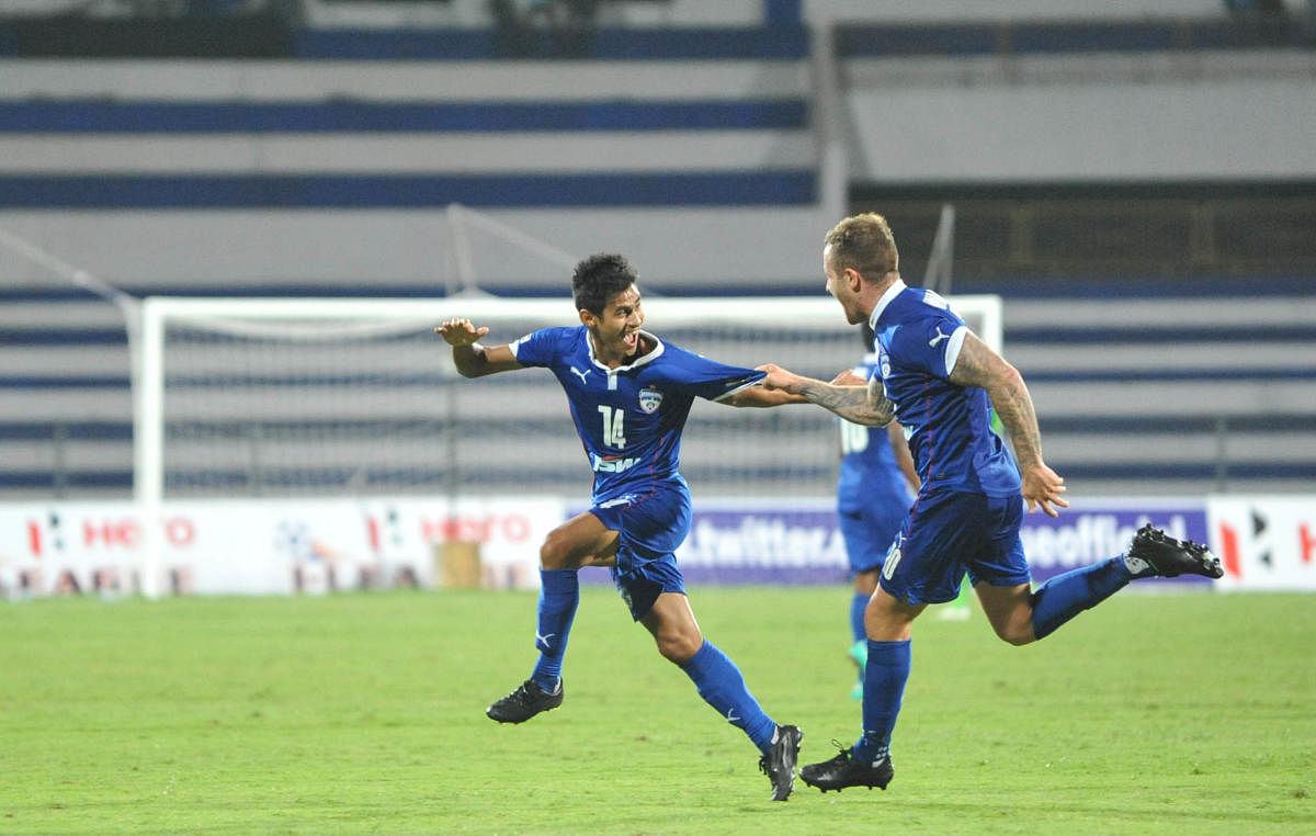 A fan favourite at Bengaluru FC, Eugeneson Lyngdoh (left) is looking forward to a good season with the Blues. 