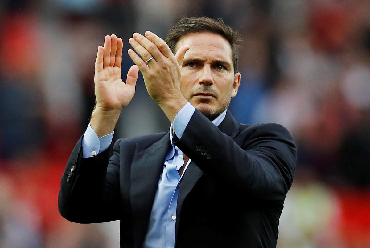 Chelsea manager Frank Lampard applauds fans at the end of the match. (Reuters file photo)