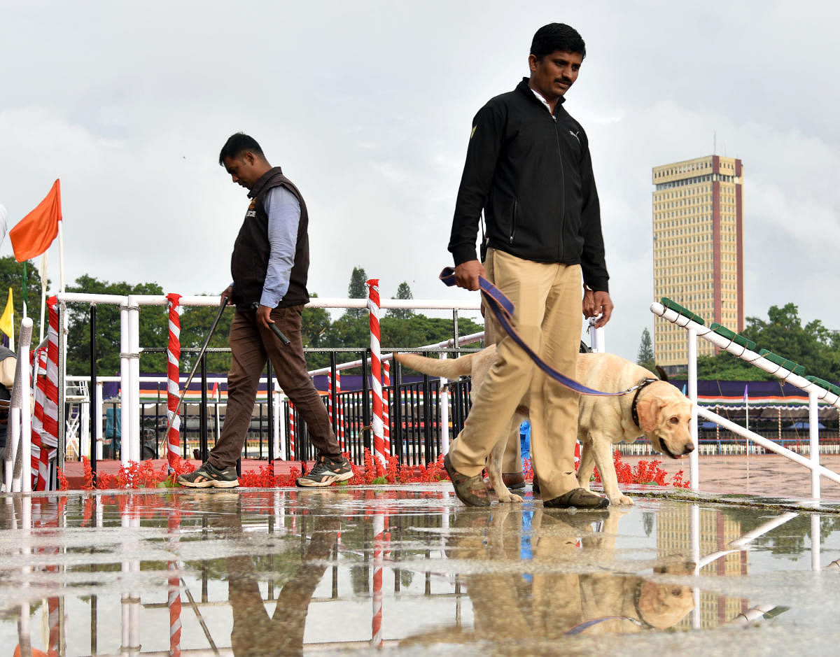 Security check at the Manekshaw Parade Ground on Wednesday, a day before I-Day. DH Photo/janardhan B K