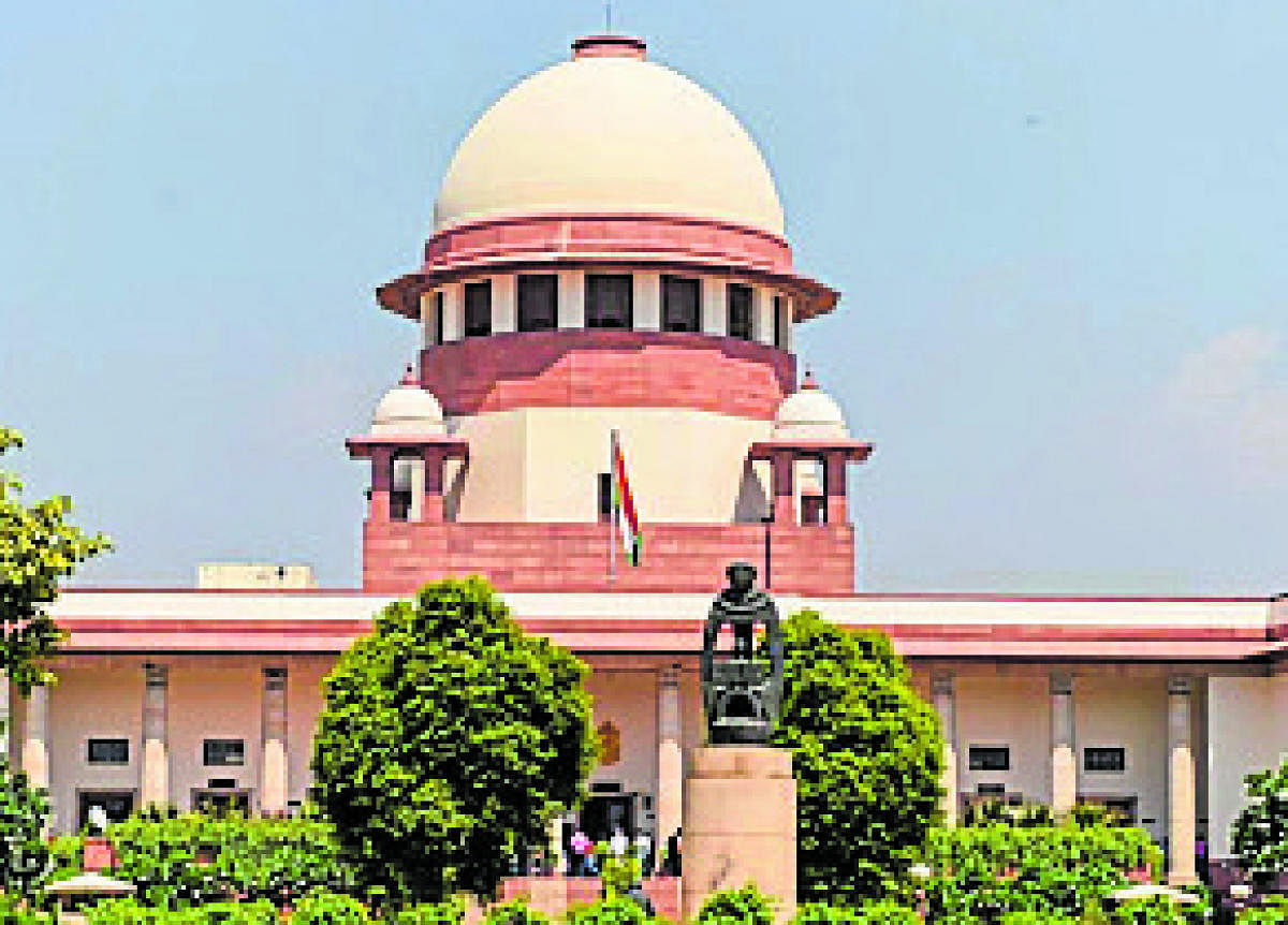 The apex court asked lawyers to cure defects in their six petitions on Article 370 and adjourned the hearing. (DH Photo)