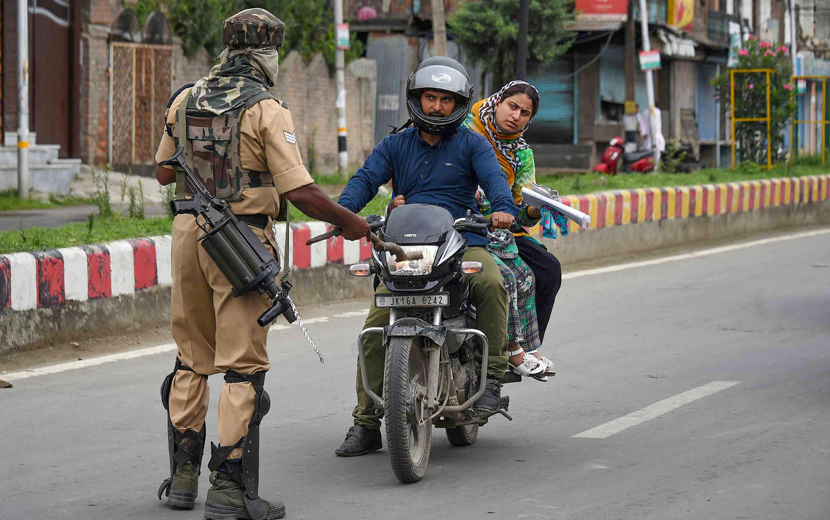 Security forces at some roadblocks have told residents there is a curfew. (PTI file photo)