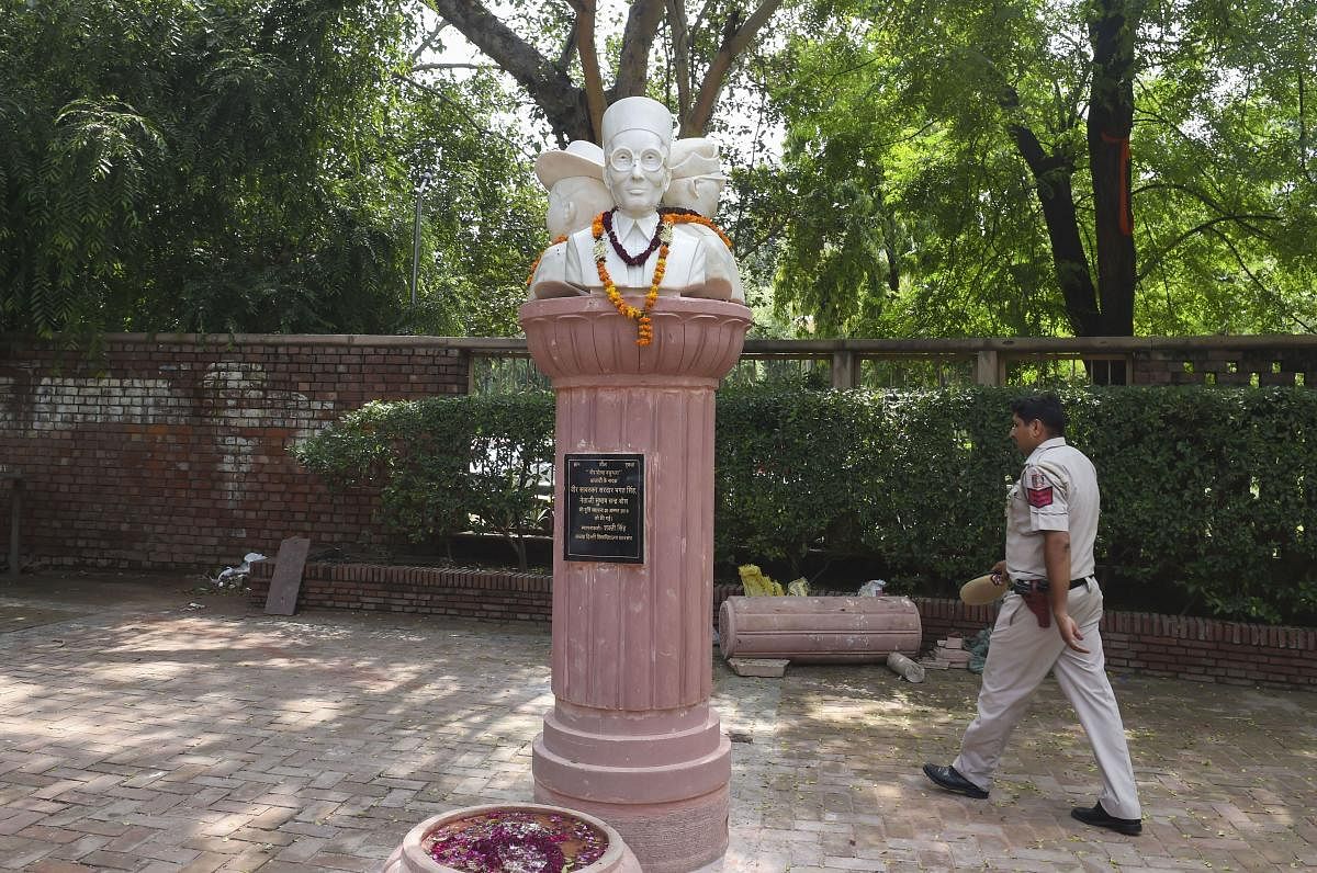The RSS-affiliated Akhil Bharatiya Vidyarthi Parishad-led Delhi University Students' Union had installed the busts on Tuesday outside the Arts faculty. (PTI Photo)