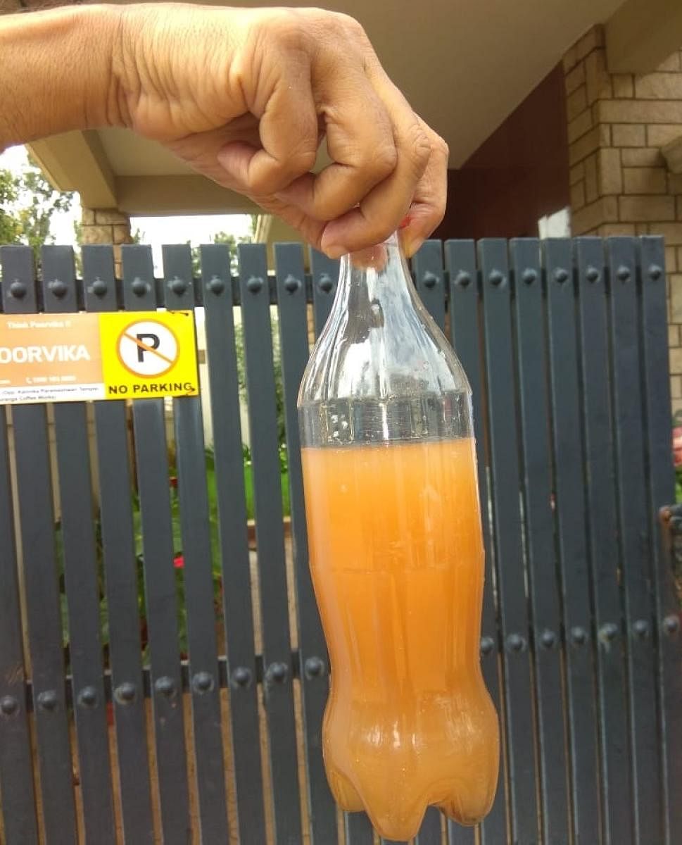 Muddy water supplied by the CMC to its residents in Chikkamagaluru district.