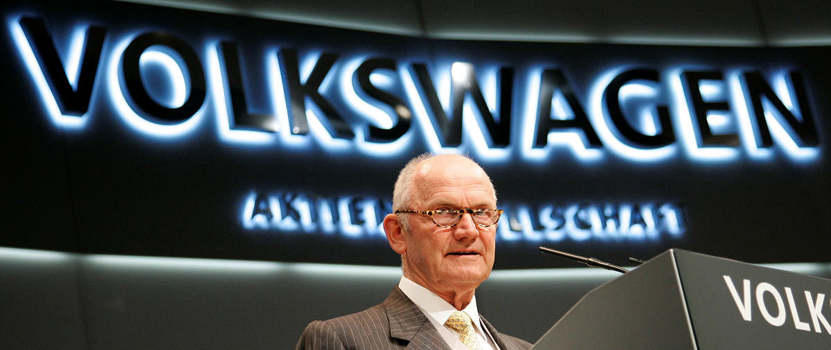 Ferdinand Piech, Chairman of the Board of German car giant Volkswagen AG, opens the company's annual shareholder meeting in Hamburg April 24, 2008. REUTERS/Morris Mac Matzen/File Photo