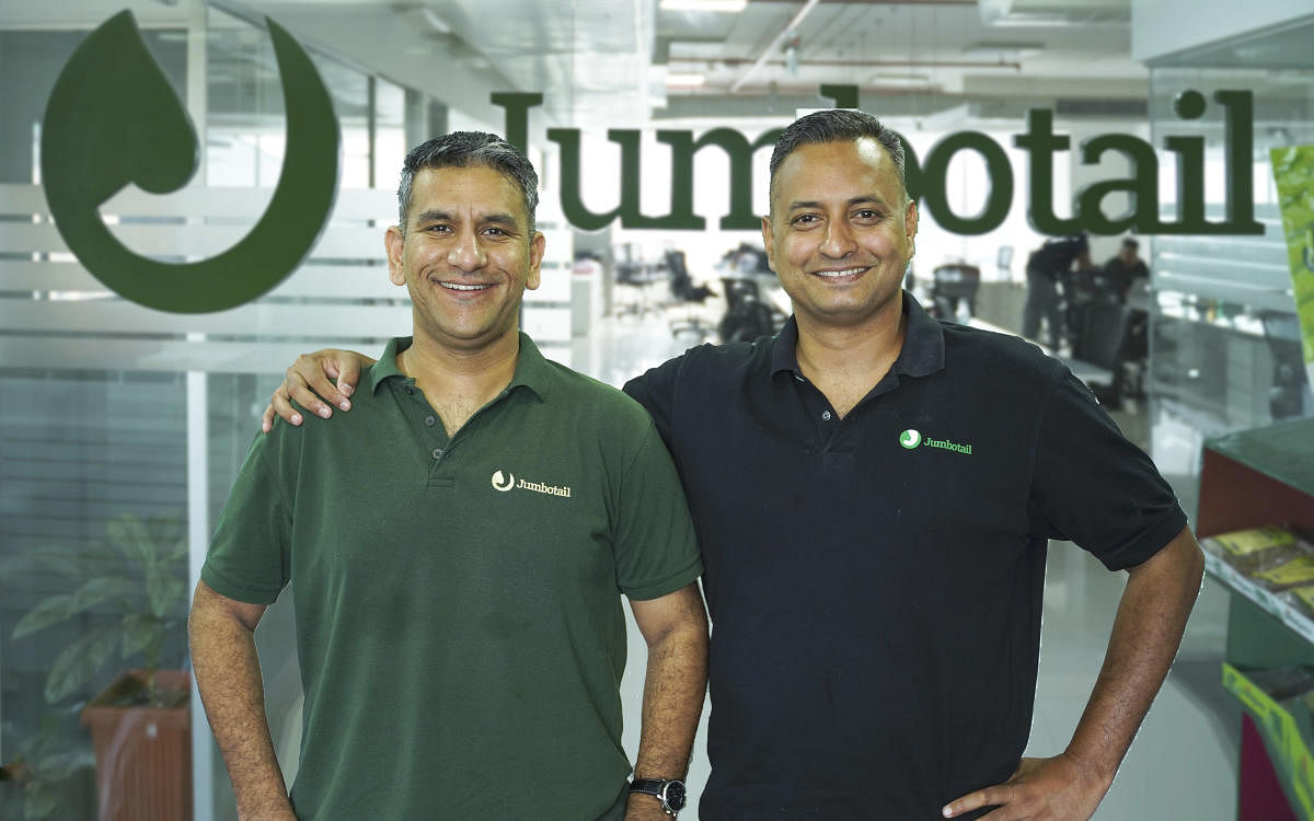 Jumbotail, a B2B wholesale online marketplace was founded by Ashish Jhina and S Karthik Venkateswaran in 2014, to disentangle this lingering pain point.