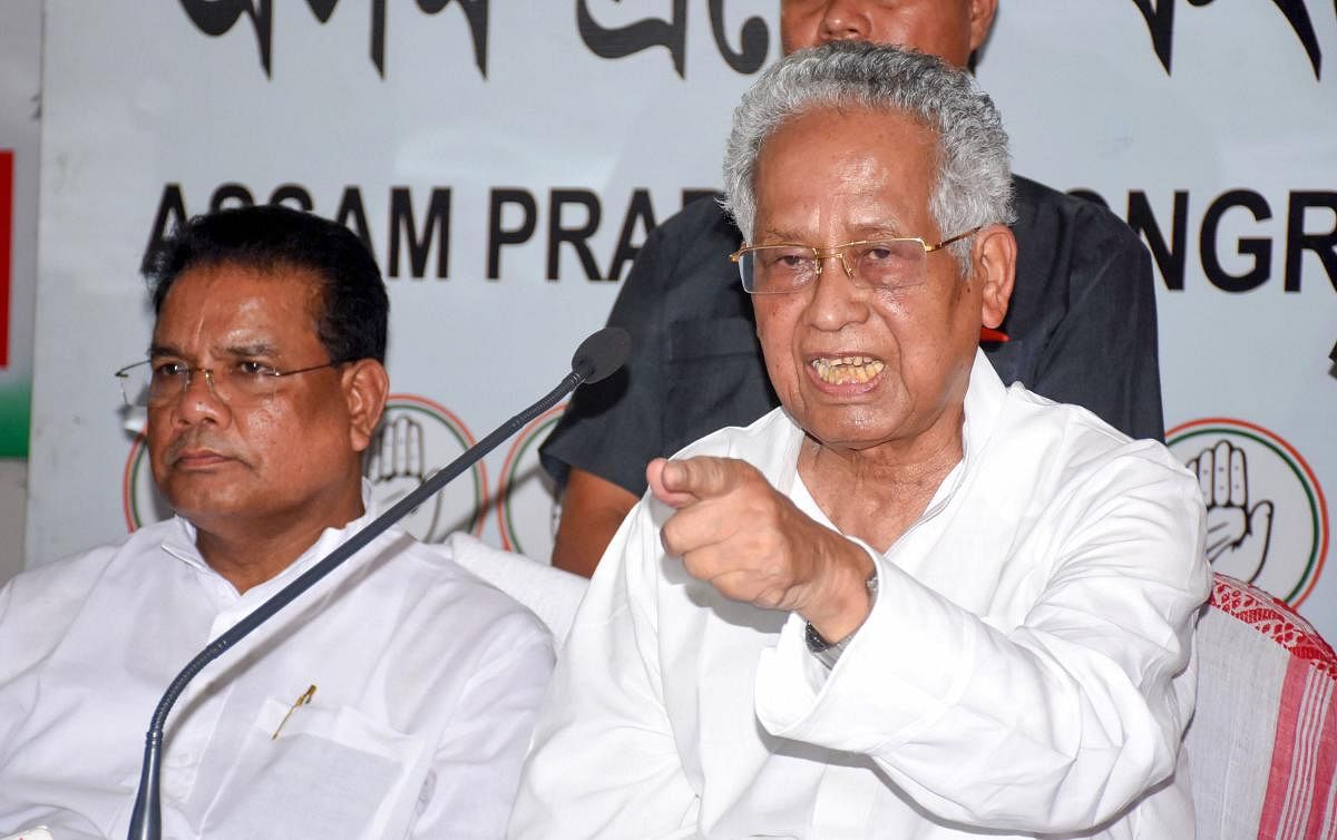 Former Assam Chief Minister Tarun Gogoi (right) addresses a press conference regarding the publishing of the final list of the National Register of Citizens (NRC) at Rajiv Bhawan, in Guwahati, Sunday, Sept 01, 2019. Assam Pradesh Congress President Ripun