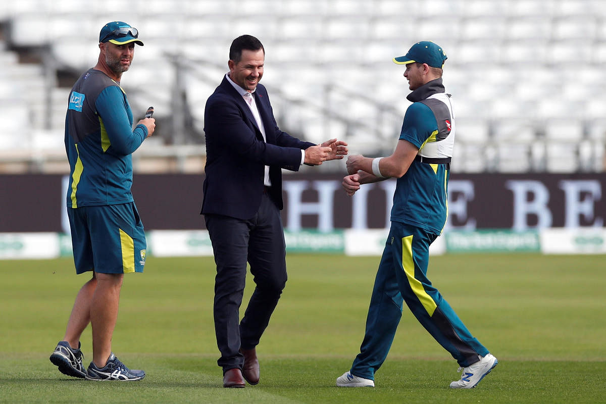 Australia's Steve Smith and assistant coach Ricky Ponting Action Images via Reuters/Andrew Boyers. (Reuters Photo)