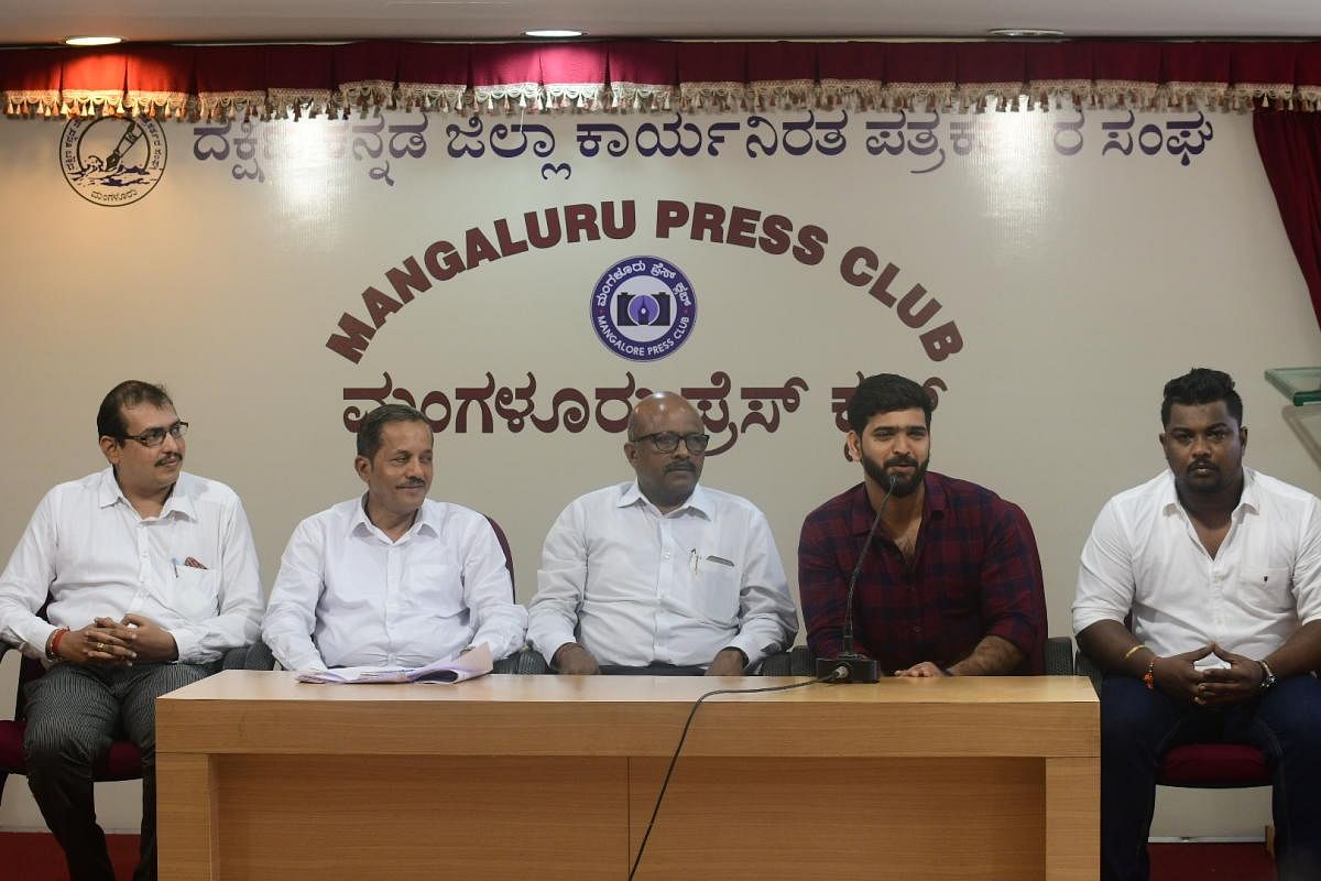 Director and lead actor Roopesh Shetty speaks to reporters in Mangaluru on Tuesday.