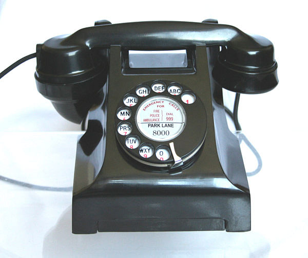 ITI Telephone. (Photo: http://antiquetelephones.co.uk/)