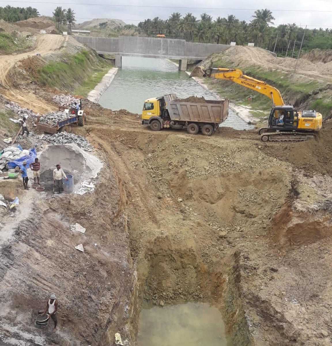 A view of Bhadra upper canal.