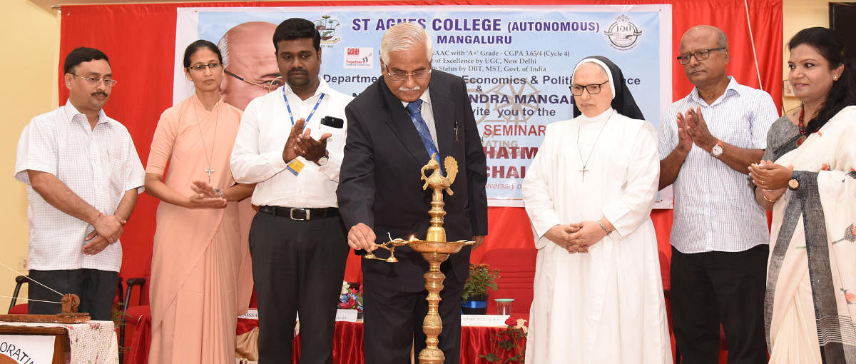 Supreme Court former Judge Justice V Gopala Gowda inaugurates a one-day seminar on ‘Rethinking Mahatma Gandhi – Issues and Challenges’ at St Agnes College in Mangaluru on Monday.