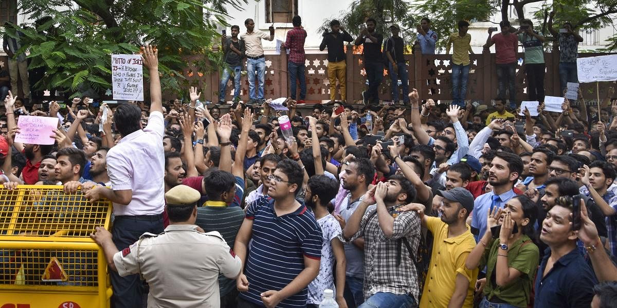  Students of the Institute of Chartered Accountants of India (ICAI) stage a protest outside its office near ITO over alleged improper eveluation of their answer sheets, in New Delhi, Tuesday, Sept. 24, 2019. (PTI Photo)