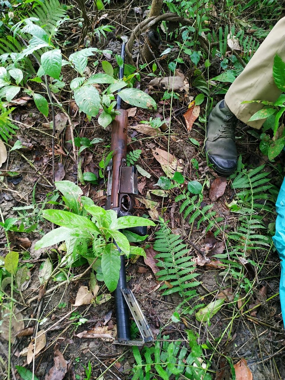 A rifle seized from the suspected poacher killed in Orang National Park in Assam. (DH photo)
