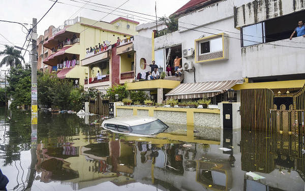 A view of a flood-affected colony at Rajendra Nagar in Patna on September 30. (Photo/PTI)