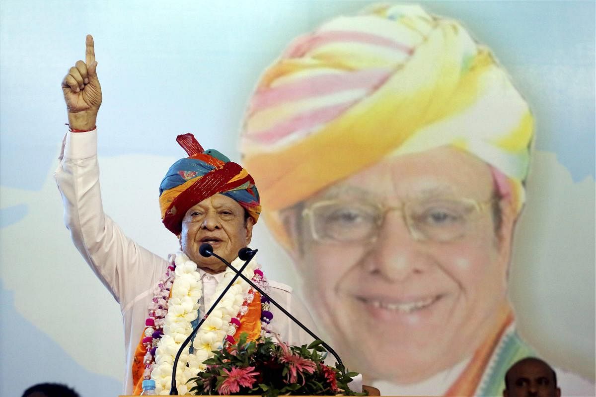 Former Gujarat chief minister and Congress veteran Shankersinh Vaghela. (PTI Photo)