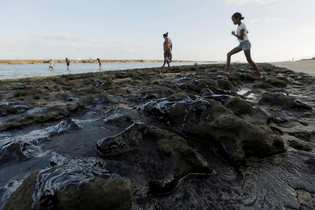 The patches of oil began appearing in early September and have now turned up along a 2,000 kilometre (1,200 miles) stretch of Atlantic coastline. Photo/Reuters