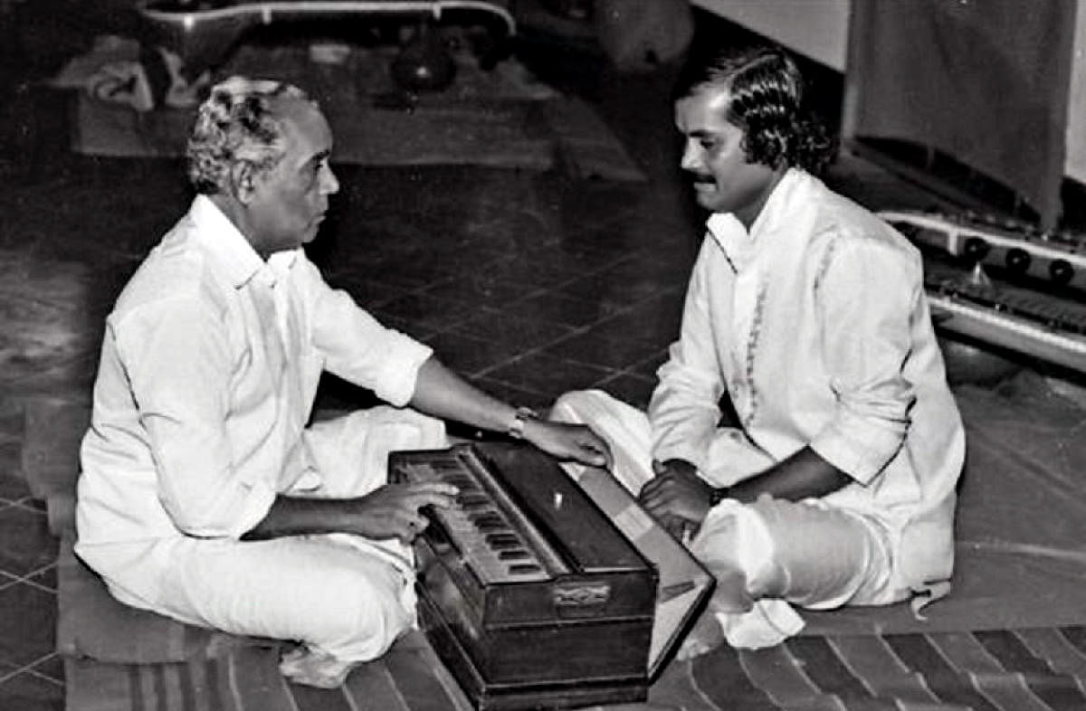 Kadri Gopalnath learns music from his Guru N Gopalakrishna Iyer in Mangaluru.