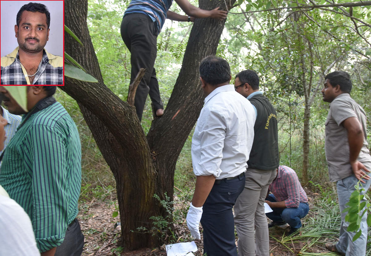 Forensic experts collecting samples from the scene where Ramesh (inset) was found hanging at the Jnanabharathi campus in Bengaluru on Saturday. DH Photo/S K Dinesh
