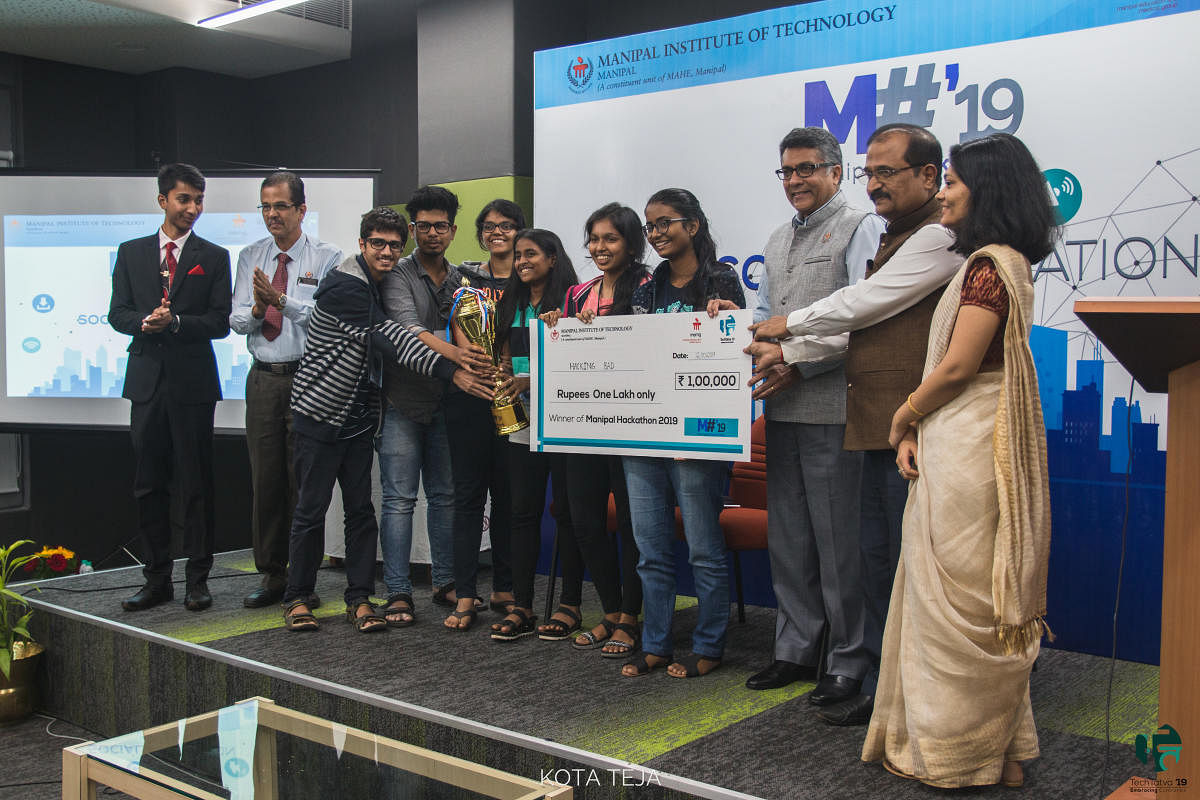 Team Hacking Bad from Sardar Patel Institute of Technology, Mumbai, which won Manipal Hackathon was presented a cheque of Rs 1 Lakh at MIT in Manipal.