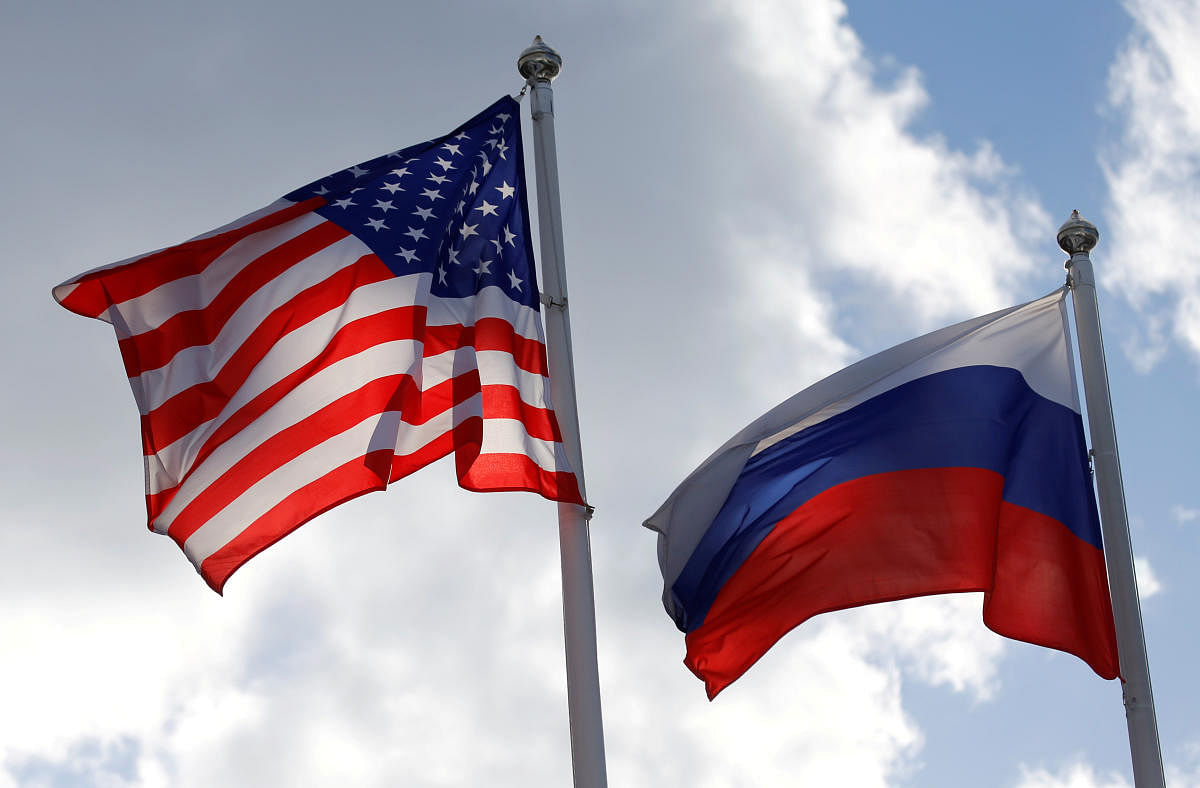  Russian and U.S. state flags (Reuters Photo)