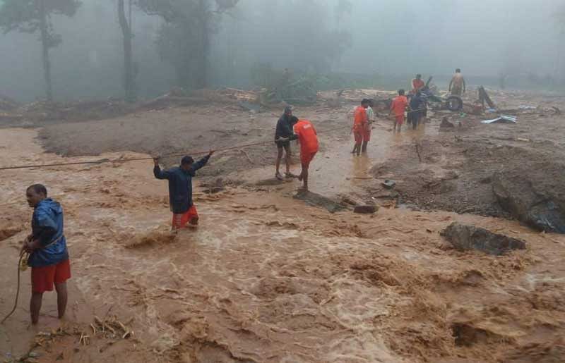 Several hillocks have caved in, but non-stop rain is hampering rescue operations. (DH Photo)