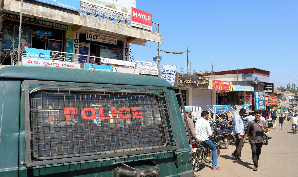 Commercial establishments remained open during Kodagu Bandh in Somwarpet on Wednesday.