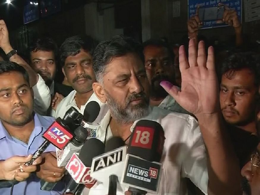 Shivakumar, who was in jail for last 50 days, soon after coming out from the jail complex, waved at his followers and hugged his brother Congress MP D K Suresh. (DH Photo)