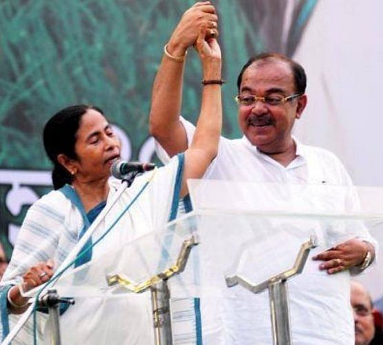 Ex-TMC leader and now BJP member Sovan Chatterjee with West Bengal CM Mamata Banerjee (Photo: Facebook/Sovon Chatterjee)
