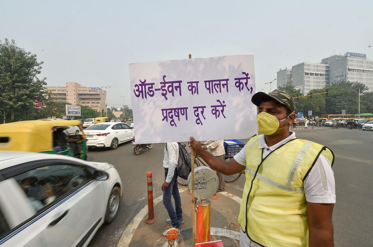 The Delhi odd-even rule has been adopted twice since Chief Minister Arvind Kejriwal's Aam Aadmi Party came to power. Photo/PTI