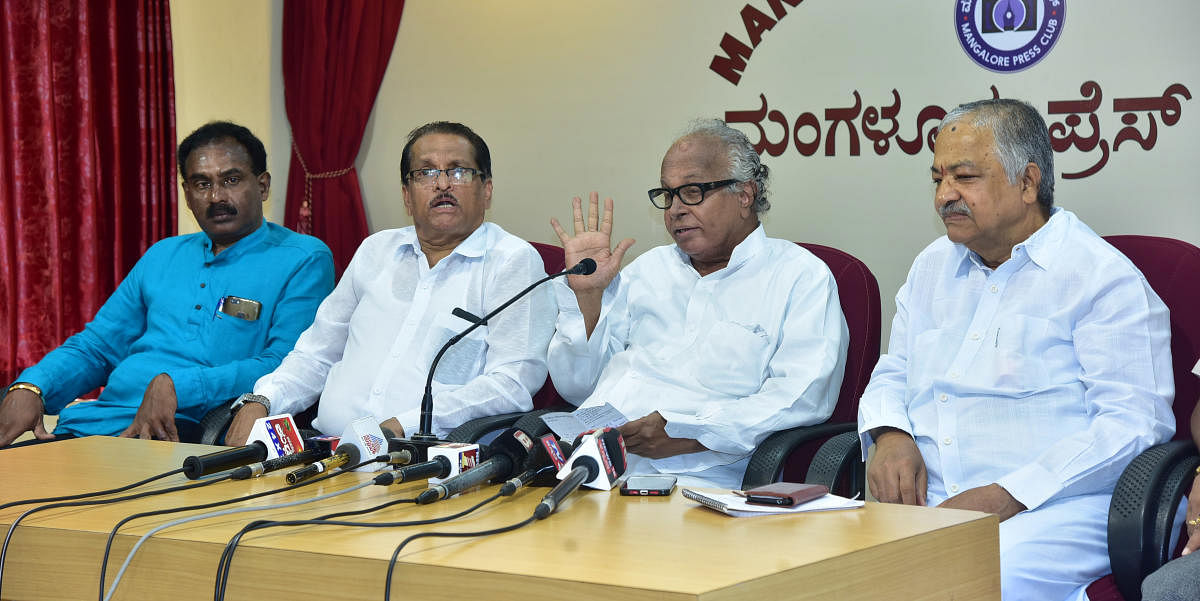Former Union minister B Janardhana Poojary speaks at a press conference at Patrika Bhavan in Mangaluru on Tuesday.