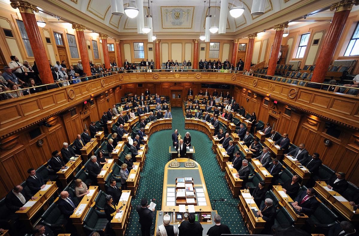  Parliament members attend the New Zealand Parliament session (AFP Photo)