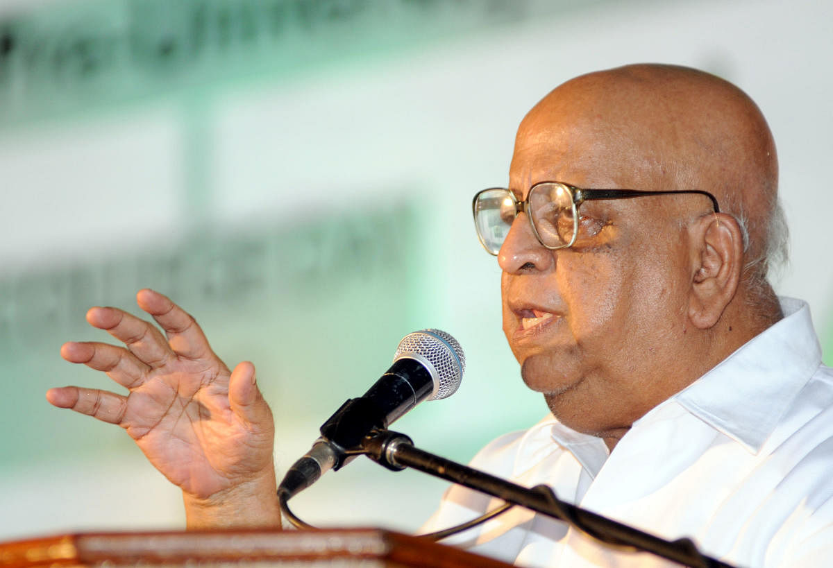 Former Chief Election Commissioner of India T N Seshan dies at 86. Representative Image (DH)