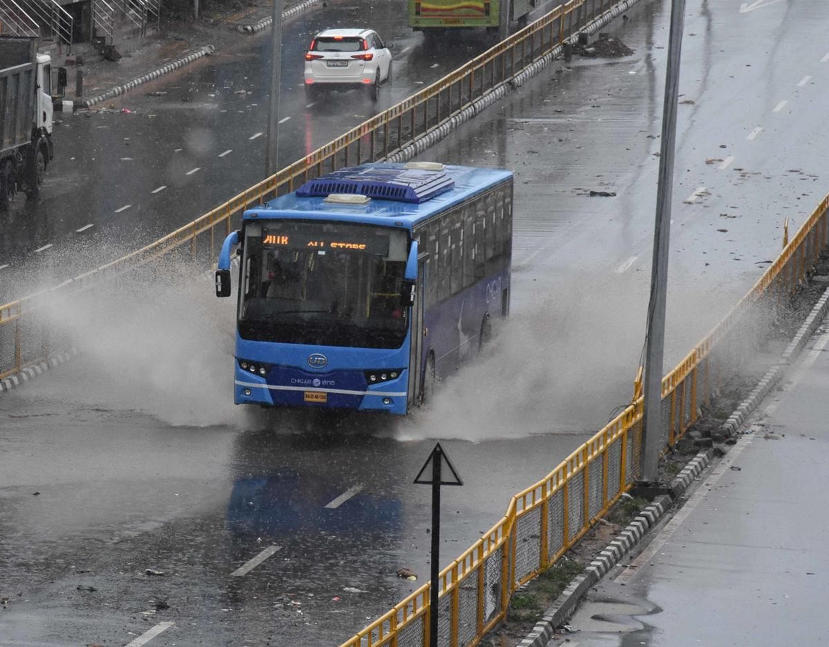 An eight-member panel constituted Union Ministry of Housing and Urban Affairs scrutinised projects from across India in three-level and based on the findings they declared HD-BRTS as the best transit project in Country.