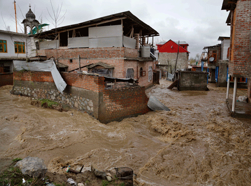 Disaster response teams sent to flood-hit Kashmir