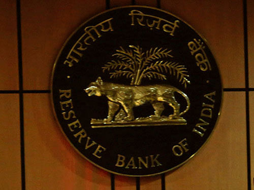 The Reserve Bank had received 41 applications for payments banks. Draft guidelines for licensing of payments banks were released for public comments on July 17, 2014. Reuters file photo