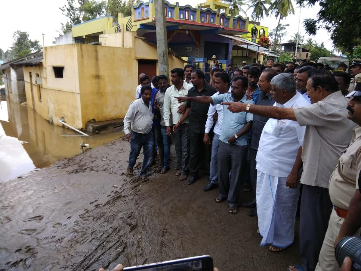 PWD Minister H D Revanna visits Ramnathpur flood hit region in Hassan district. DH file photo