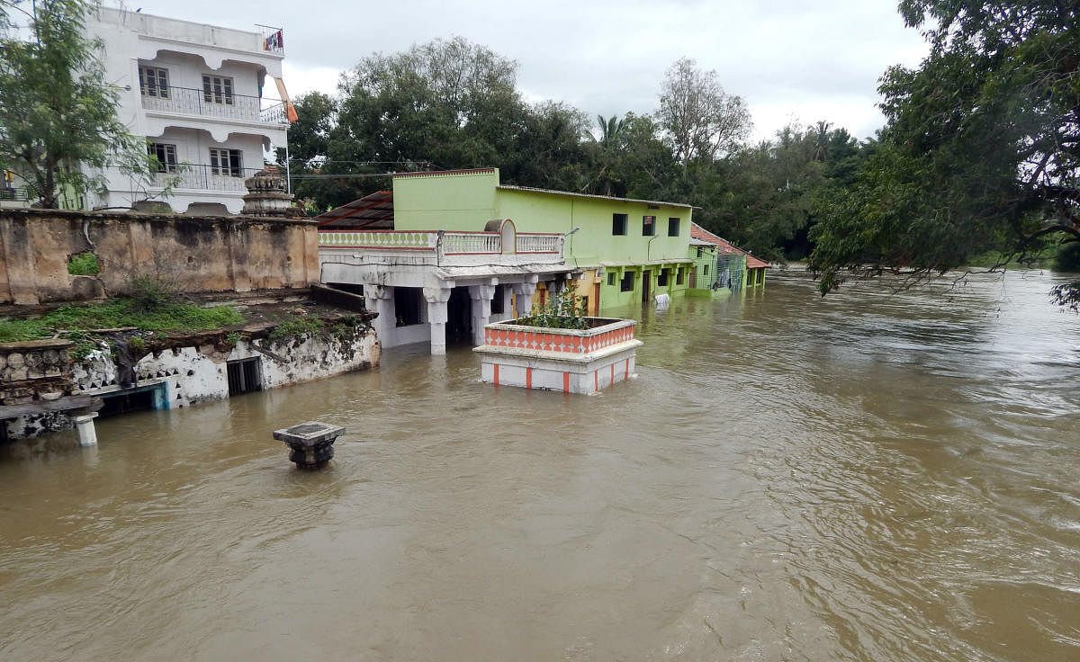 Pashima Vahini in Srirangapatna of Mandya district is almost submerged.