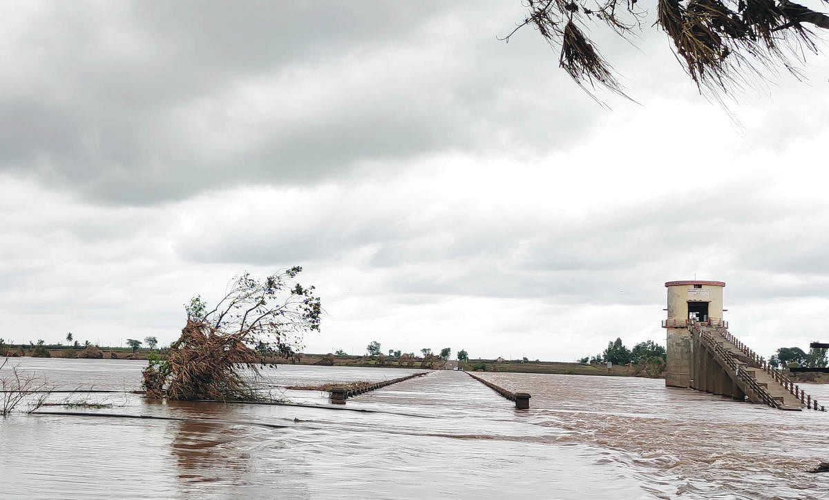 A bridge near Kudachi in Raibag is under water hindering movement of vehicles between Karnataka and Maharashtra, on Saturday.