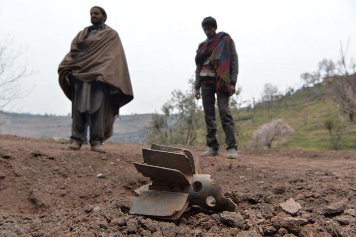 Pakistani troops shelled along LOC (AFP File Photo)